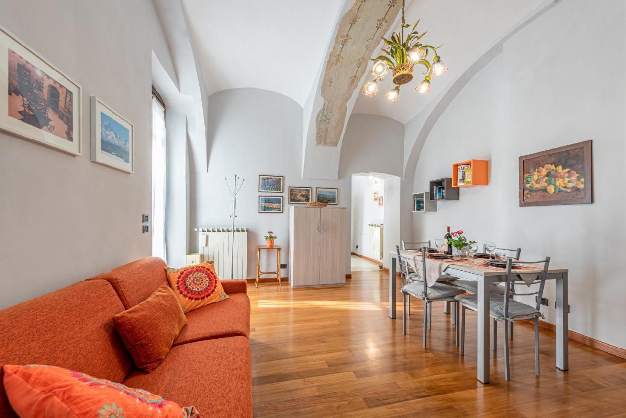 L'Antico Cedro Apartment Alba  Bagian luar foto