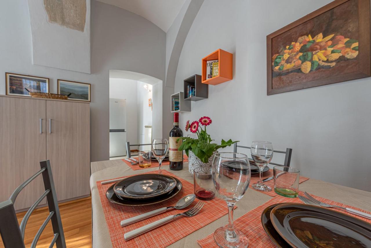 L'Antico Cedro Apartment Alba  Bagian luar foto