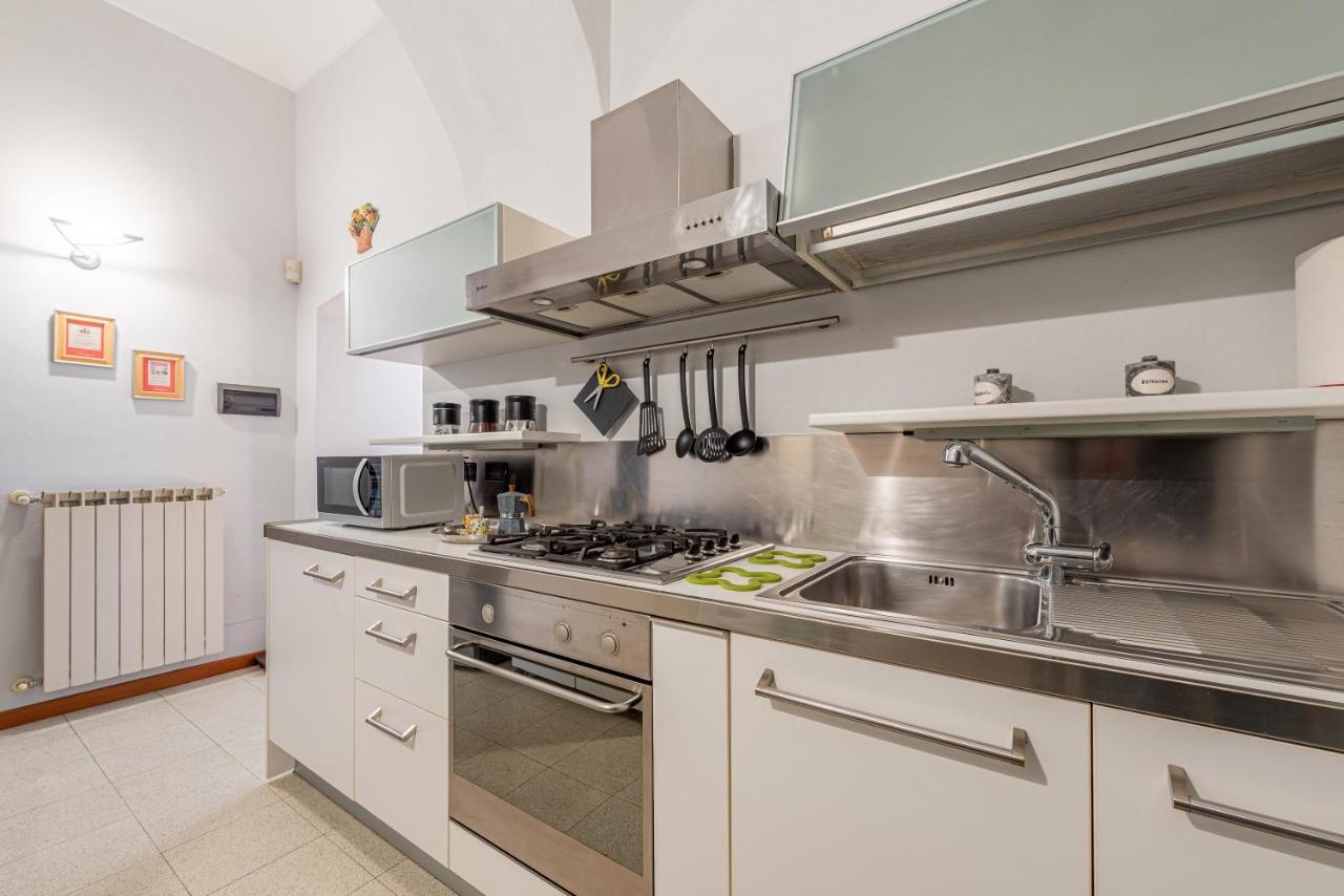 L'Antico Cedro Apartment Alba  Bagian luar foto
